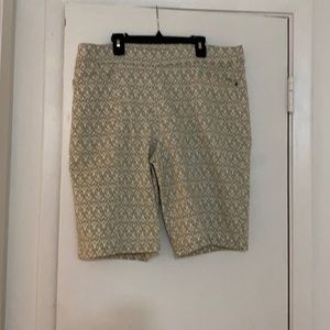 Knee high shorts